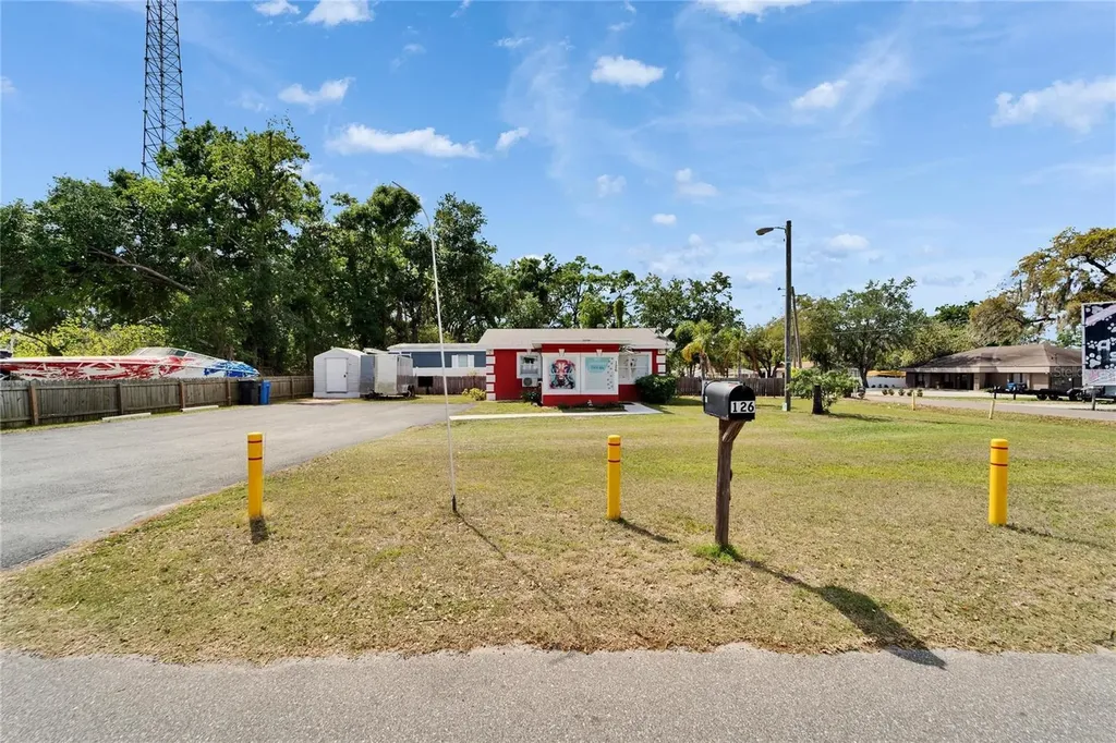 126 Ridgewood Avenue Brandon FL 33510