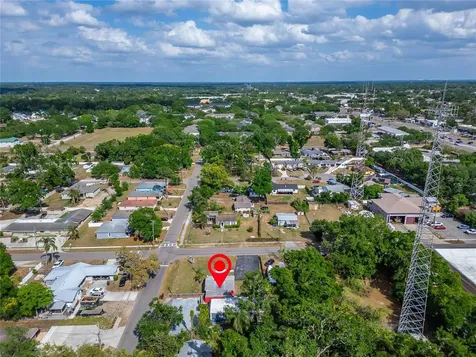 126 Ridgewood Avenue Brandon FL 33510