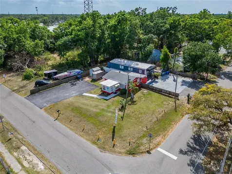 126 Ridgewood Avenue Brandon FL 33510