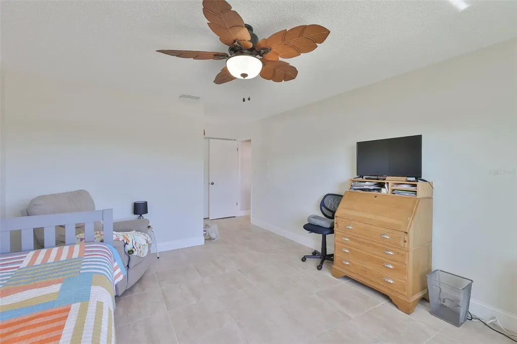 315 Linger Lane Sun City Center FL 33573
