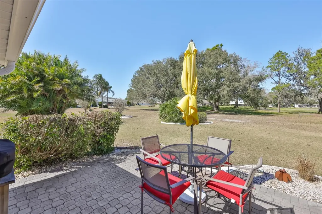 315 Linger Lane Sun City Center FL 33573