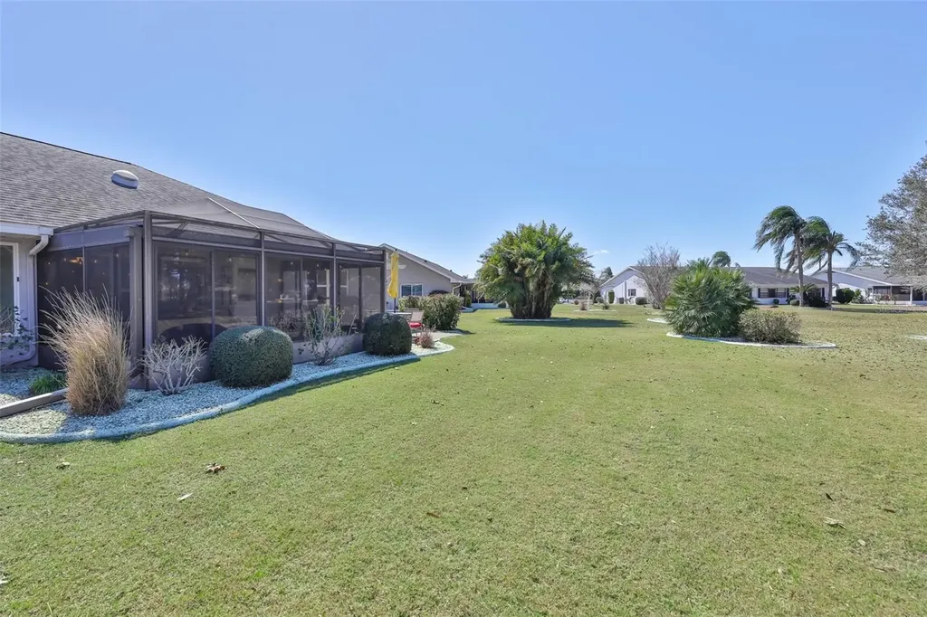 315 Linger Lane Sun City Center FL 33573