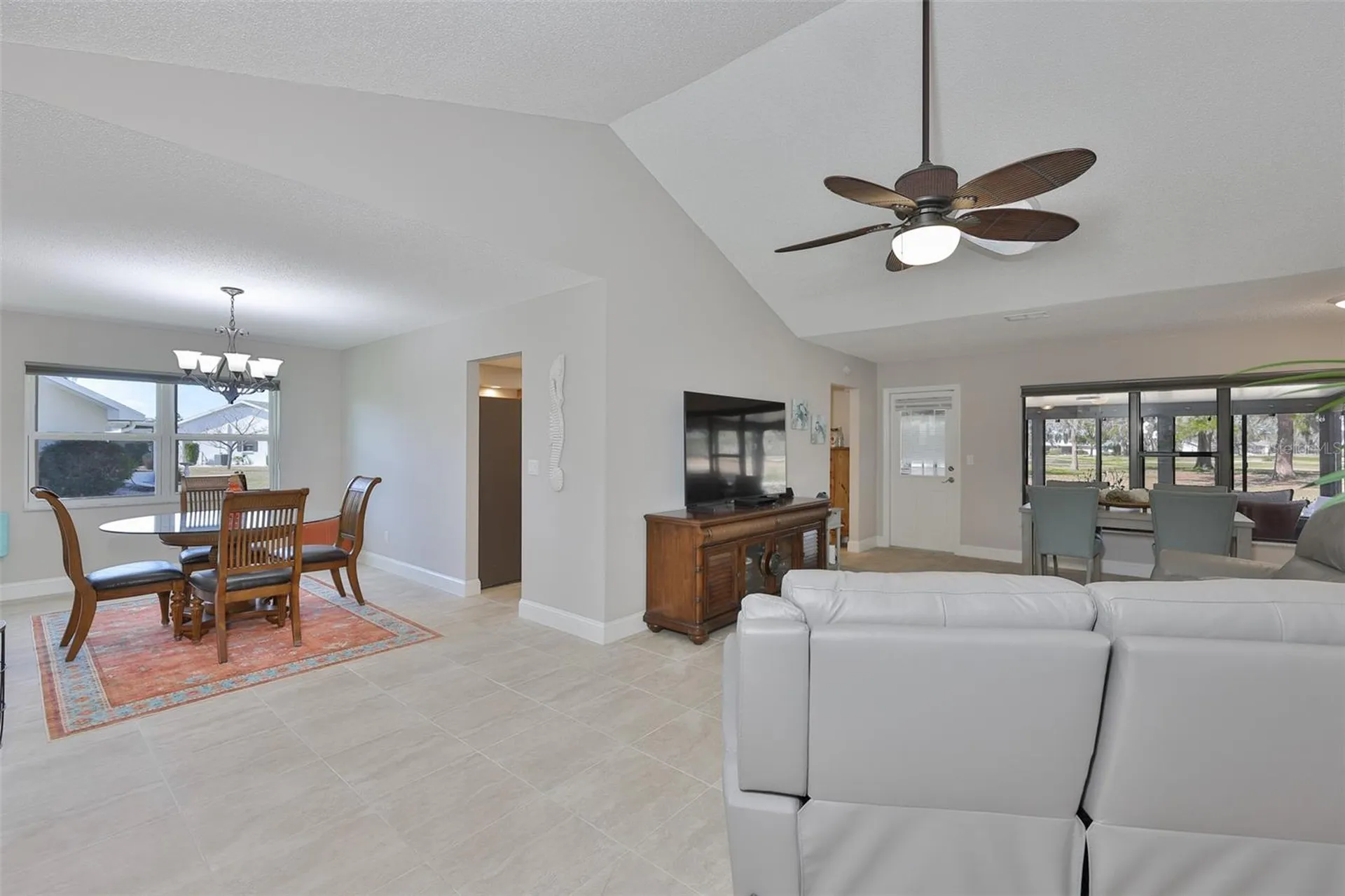 315 Linger Lane Sun City Center FL 33573