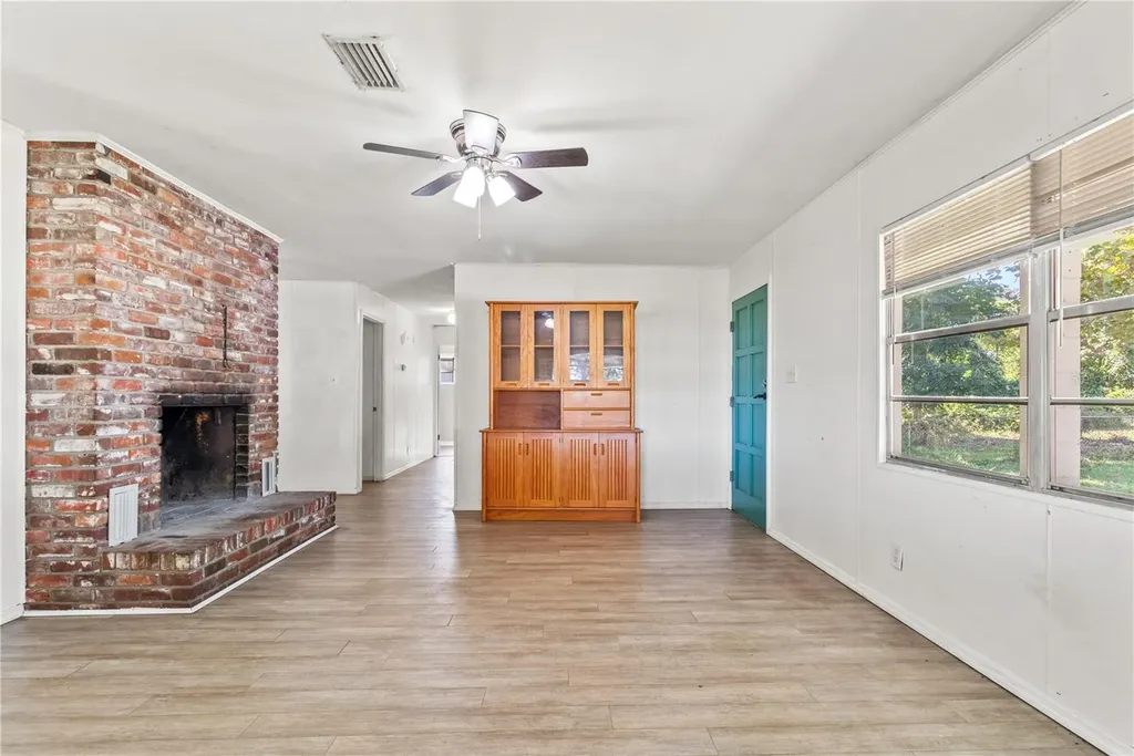 6949 Cr 651 Bushnell FL 33513