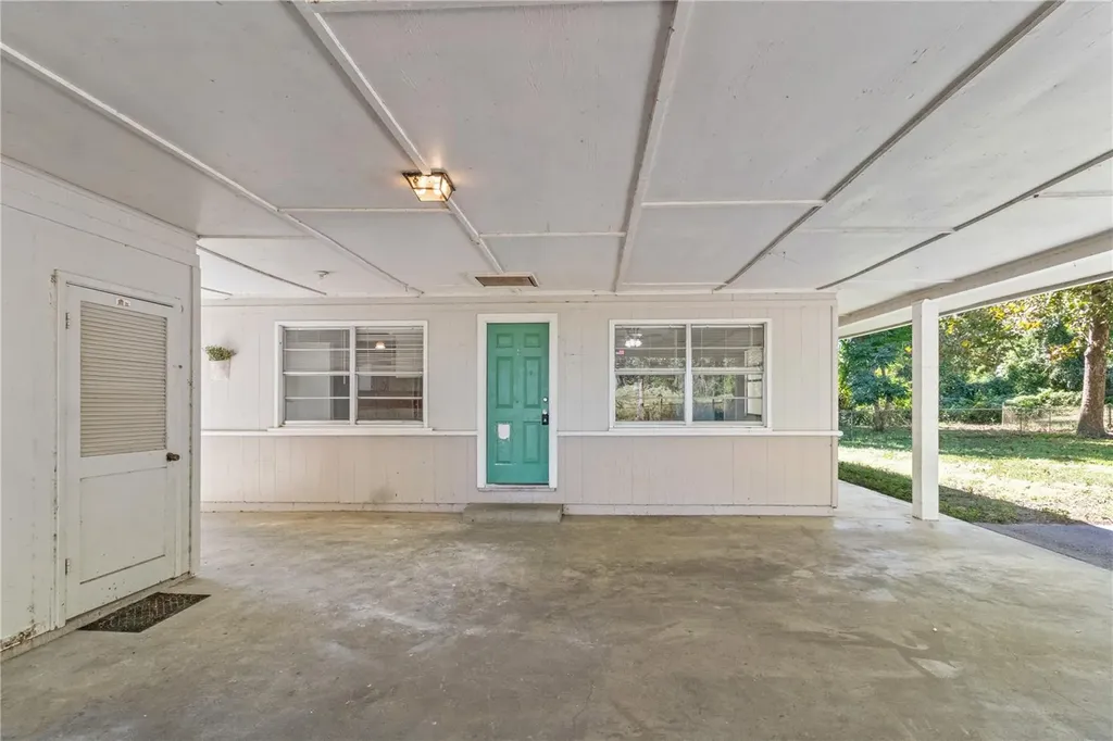 6949 Cr 651 Bushnell FL 33513
