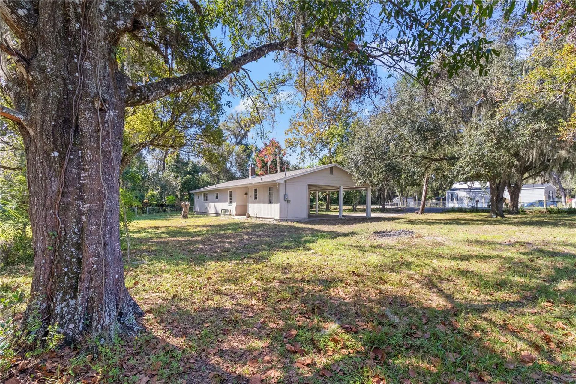 6949 Cr 651 Bushnell FL 33513