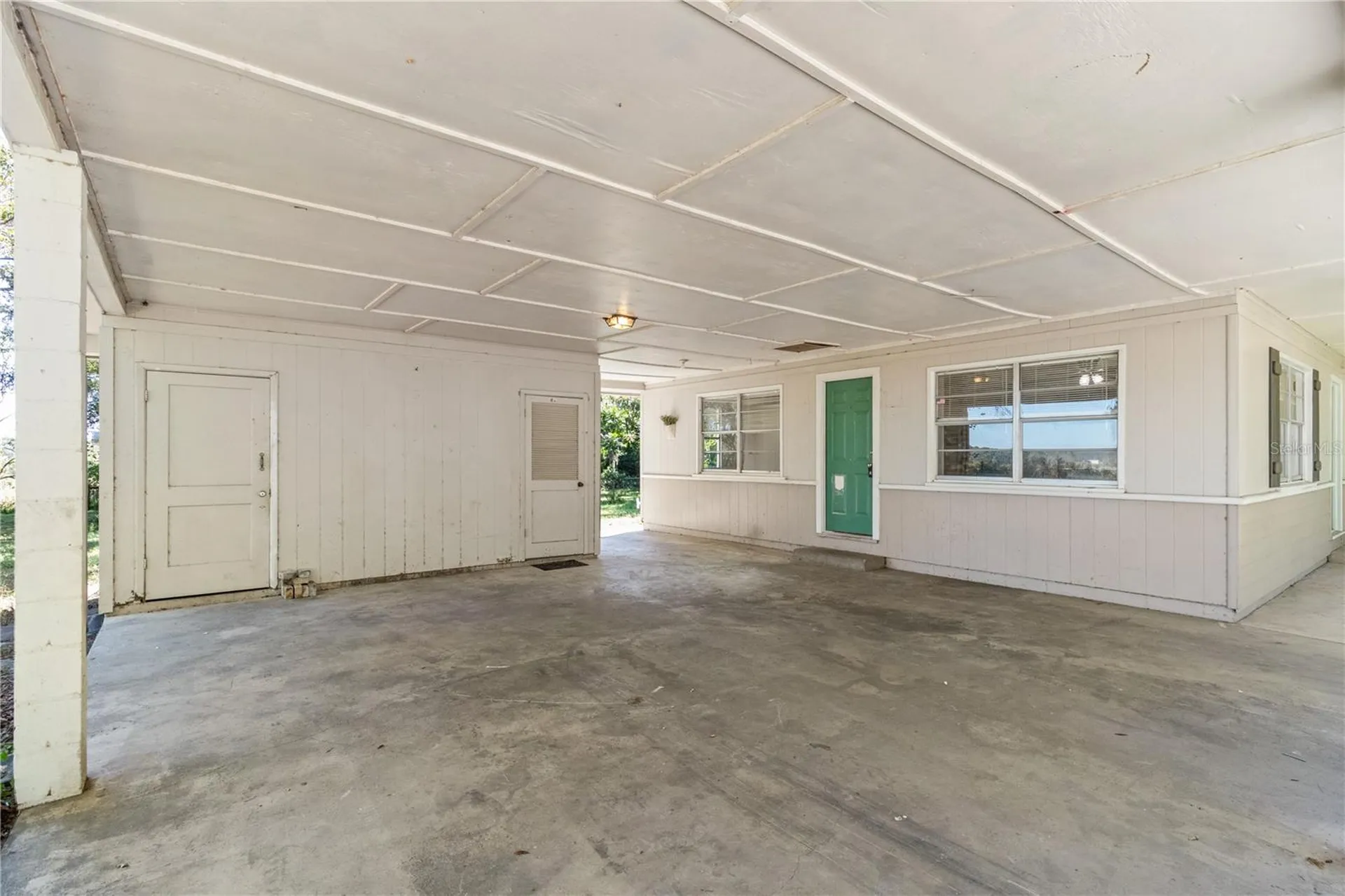 6949 Cr 651 Bushnell FL 33513