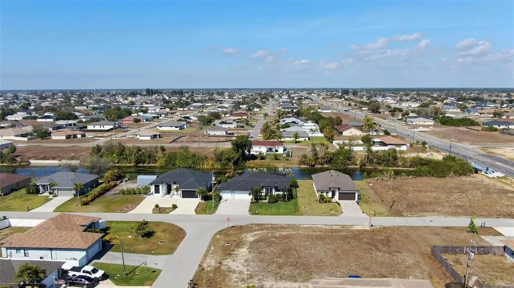 1117 NE 7th Place Cape Coral FL 33909