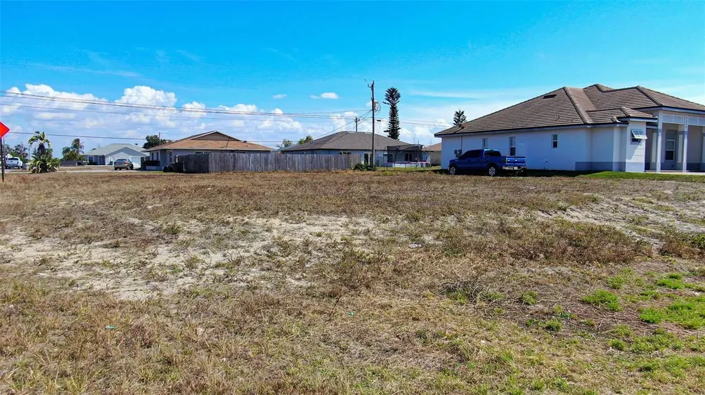 1117 NE 7th Place Cape Coral FL 33909