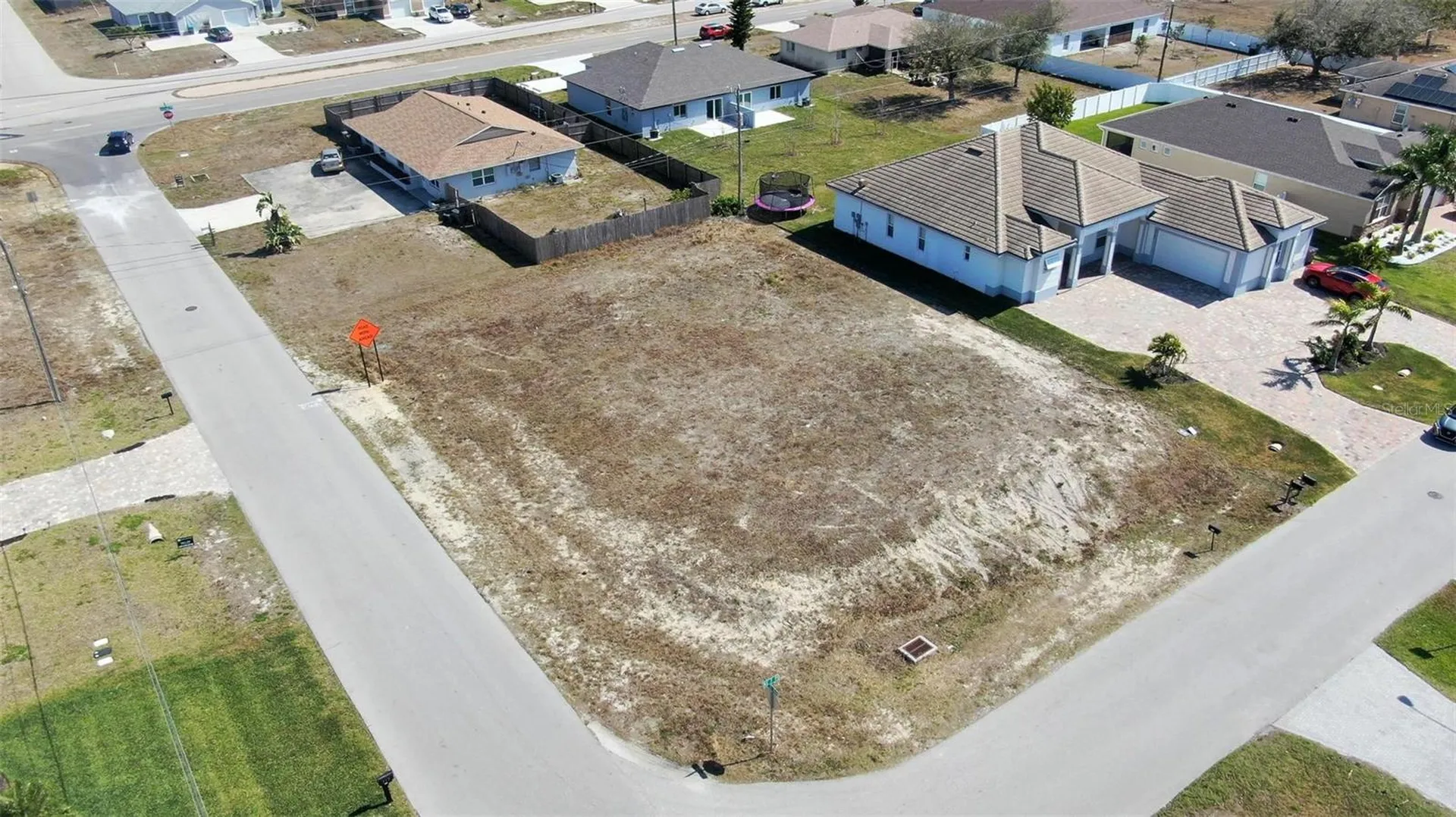 1117 NE 7th Place Cape Coral FL 33909