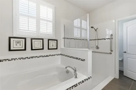 1560 Chelsea Manor Circle Deland FL 32724