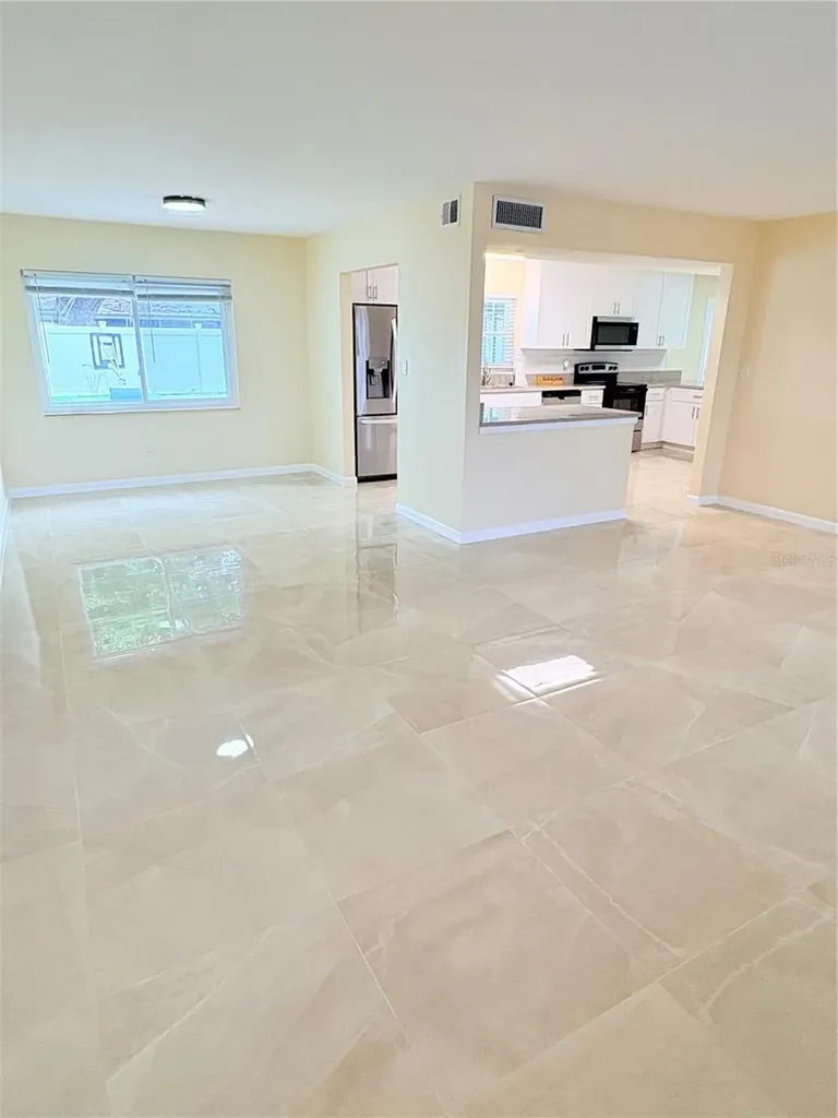 4725 Soapstone Drive Tampa FL 33615