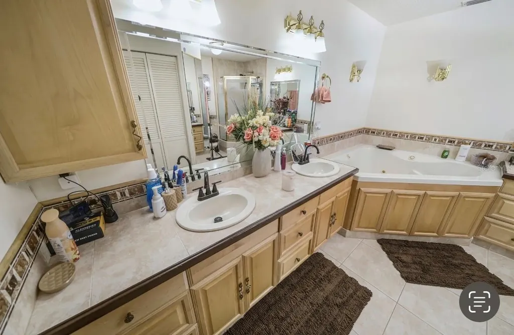 8140 Terrace Garden Drive N St Petersburg FL 33709