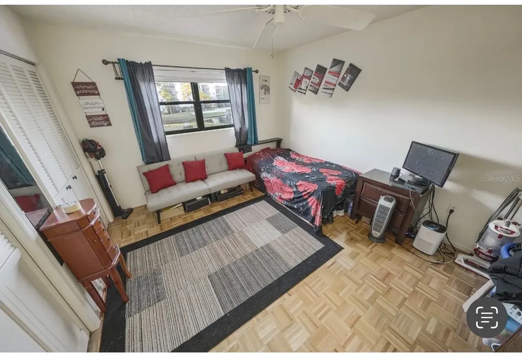 8140 Terrace Garden Drive N St Petersburg FL 33709