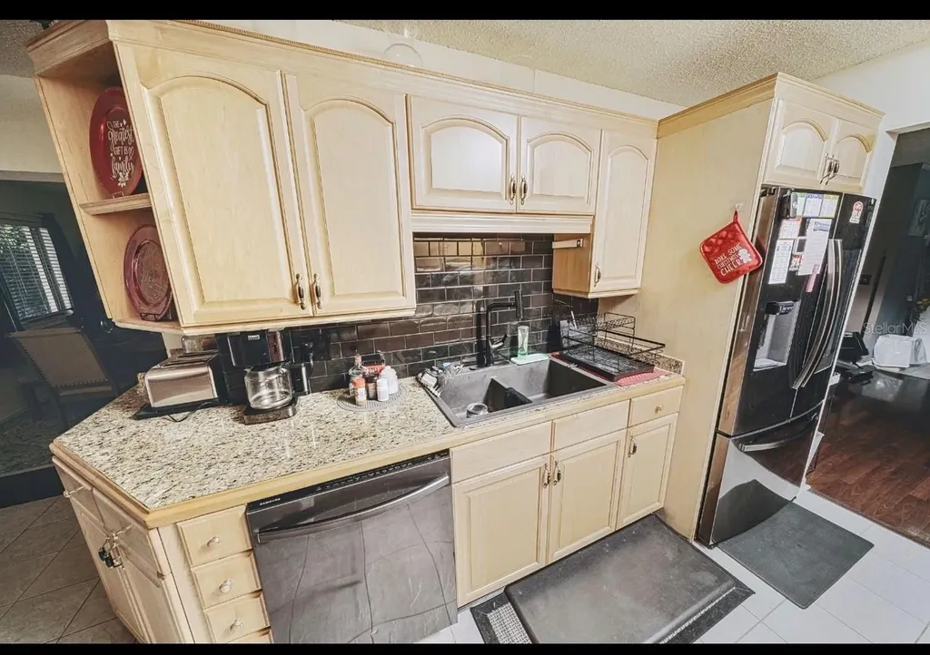 8140 Terrace Garden Drive N St Petersburg FL 33709