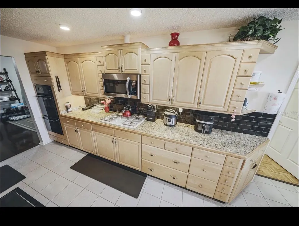 8140 Terrace Garden Drive N St Petersburg FL 33709