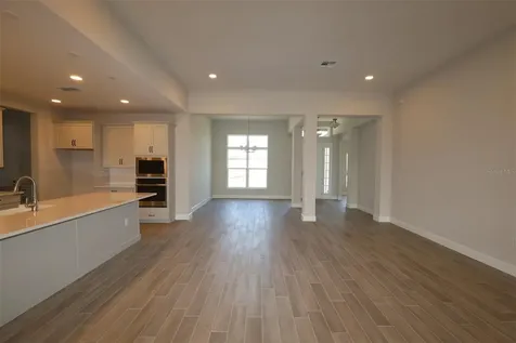 3177 Wolf Lake Avenue Apopka FL 32712