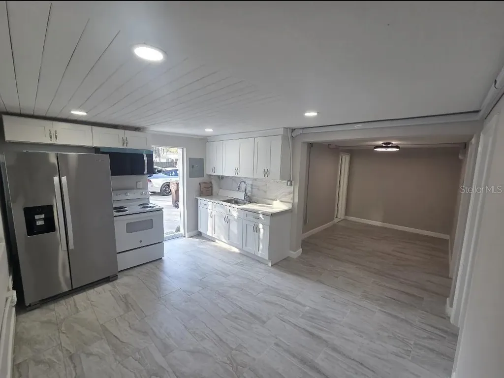 712 S Clyde Avenue Kissimmee FL 34741