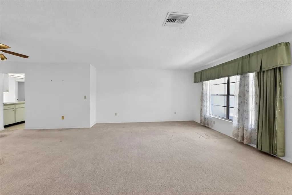2121 Meadowlark Lane Sun City Center FL 33573