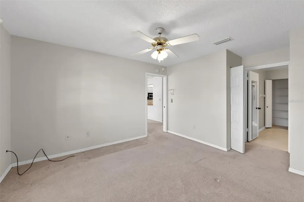 2121 Meadowlark Lane Sun City Center FL 33573