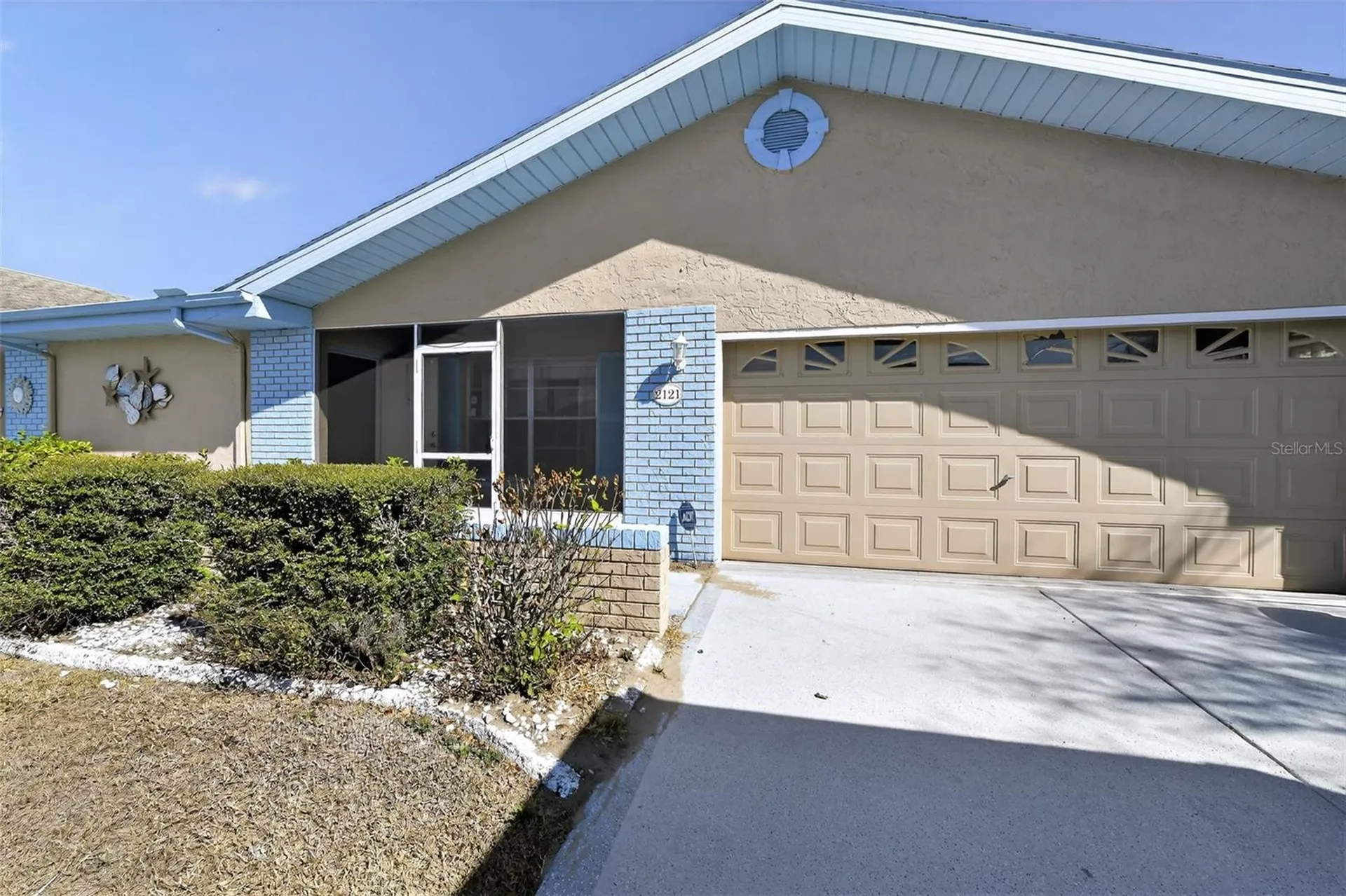 2121 Meadowlark Lane Sun City Center FL 33573