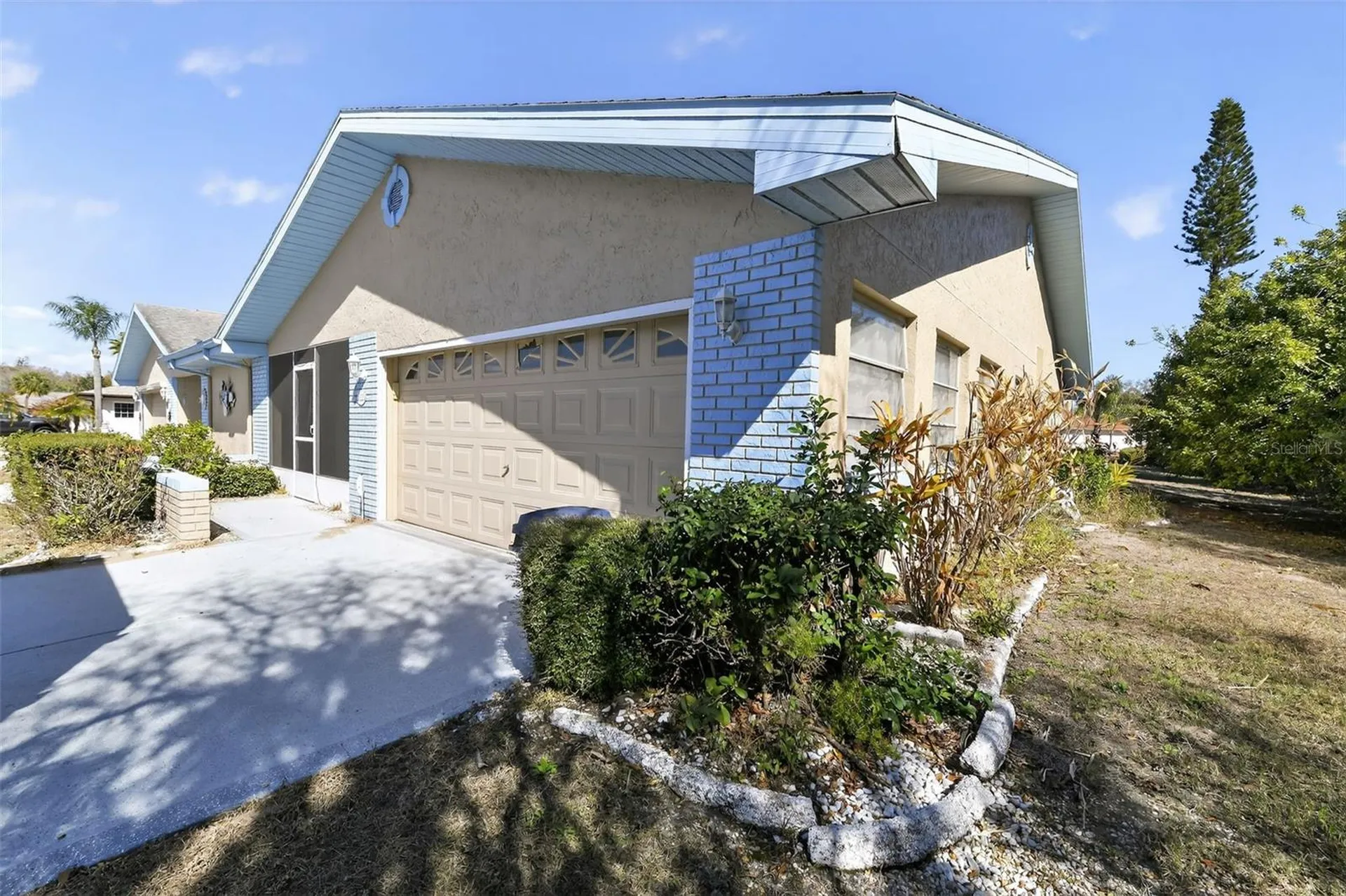 2121 Meadowlark Lane Sun City Center FL 33573