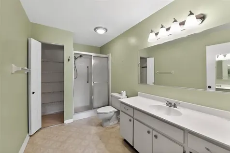 2121 Meadowlark Lane Sun City Center FL 33573