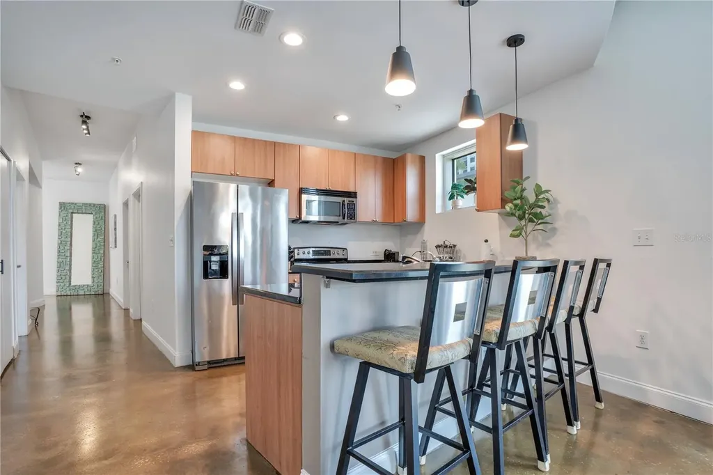 525 E Jackson Street Orlando FL 32801