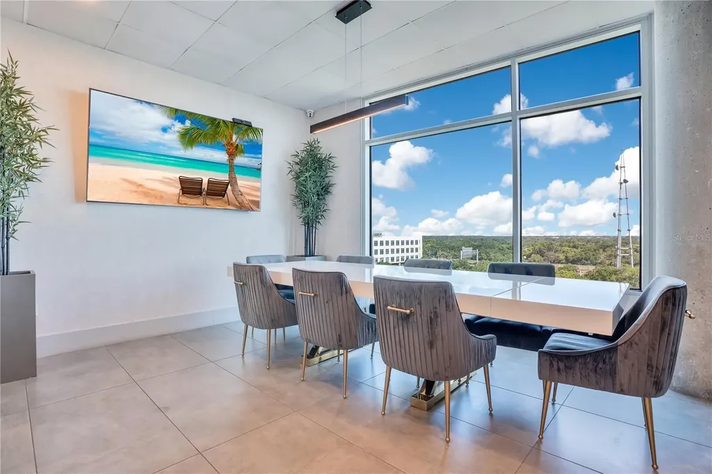 525 E Jackson Street Orlando FL 32801