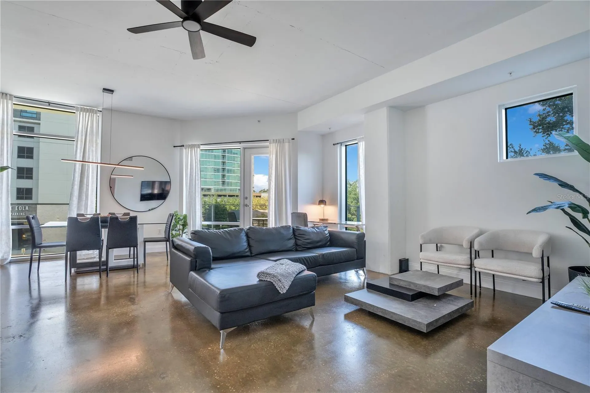 525 E Jackson Street Orlando FL 32801