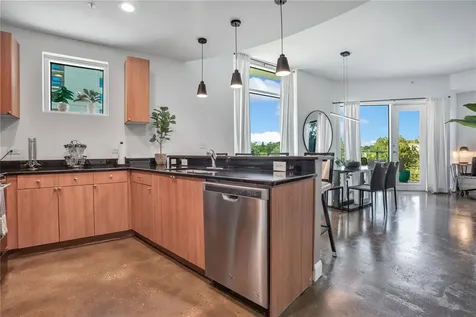 525 E Jackson Street Orlando FL 32801