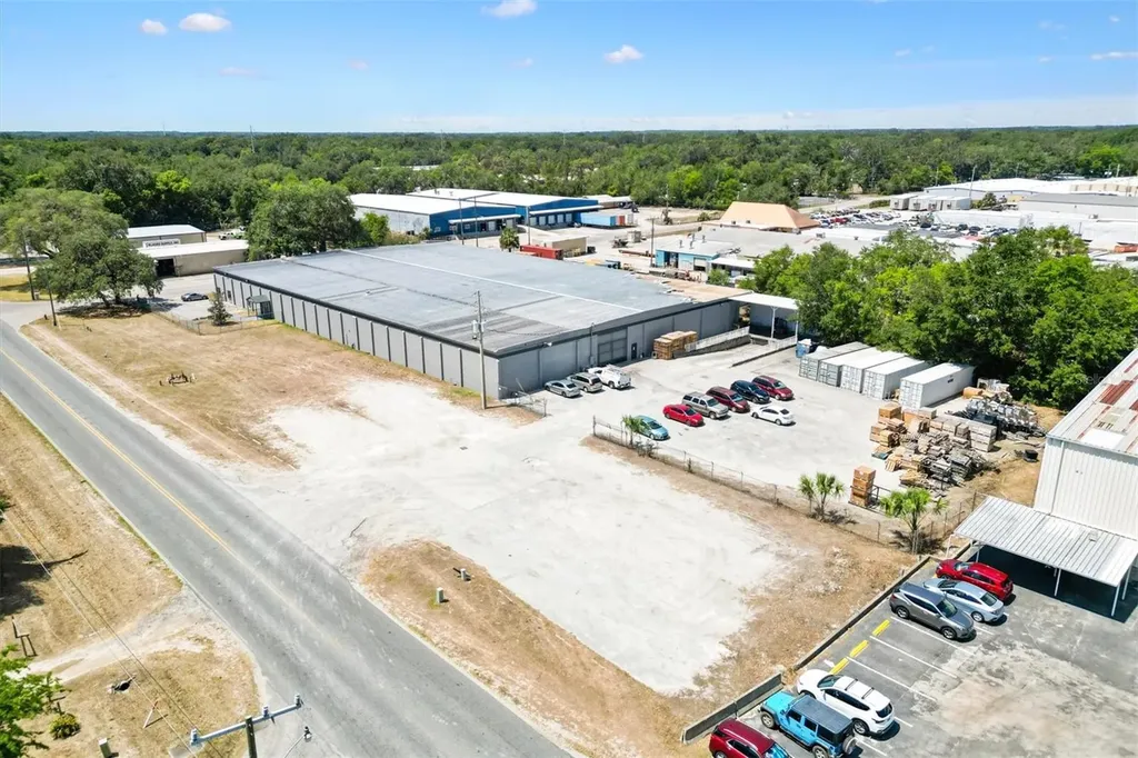 1103 Thomas Avenue Leesburg FL 34748