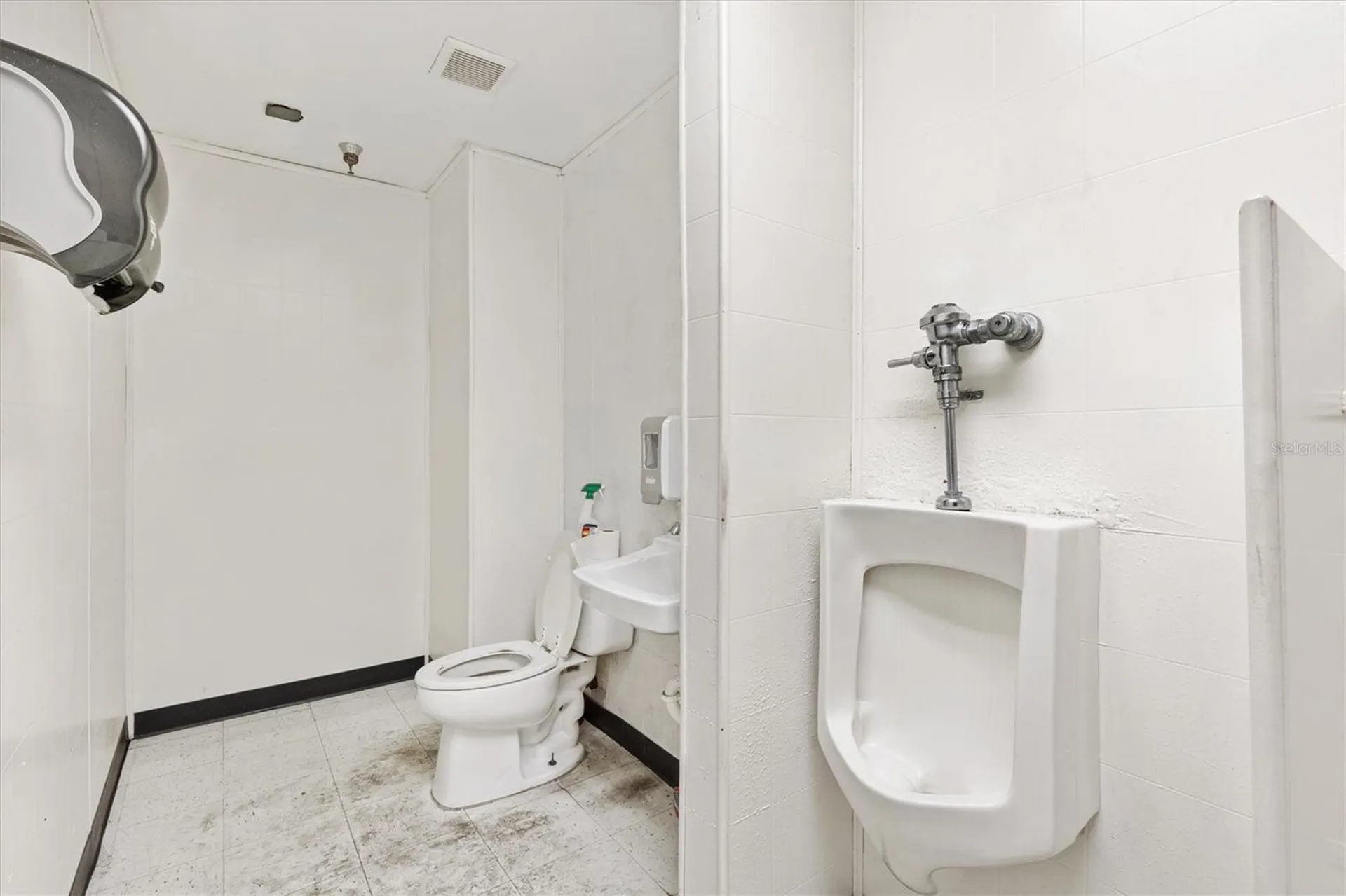 1103 Thomas Avenue Leesburg FL 34748