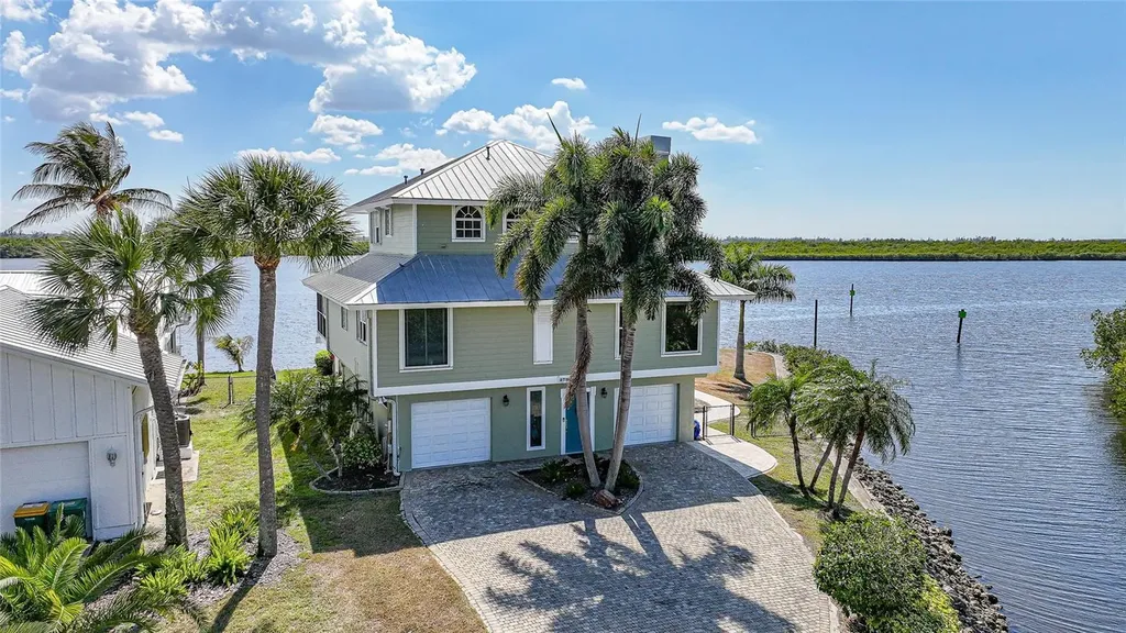 3796 Peace River Drive Punta Gorda FL 33983