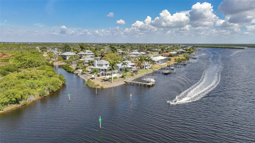 3796 Peace River Drive Punta Gorda FL 33983