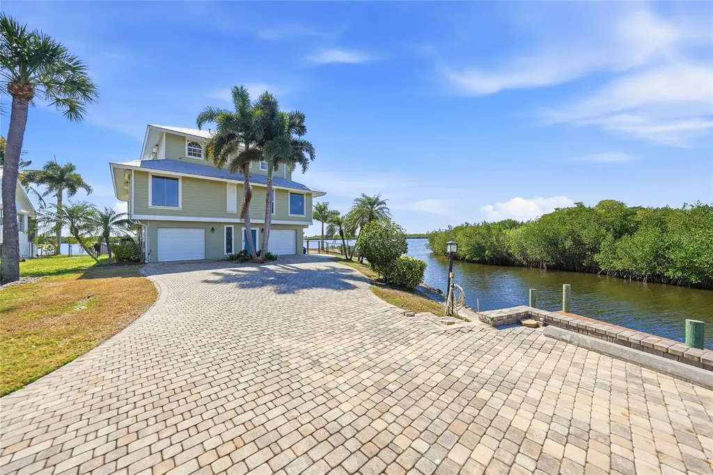3796 Peace River Drive Punta Gorda FL 33983
