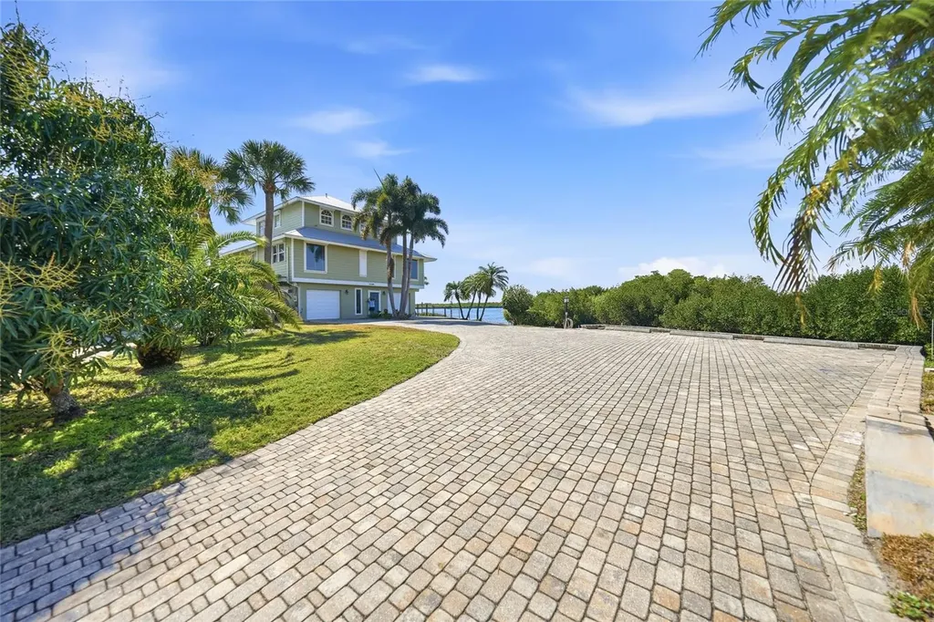 3796 Peace River Drive Punta Gorda FL 33983