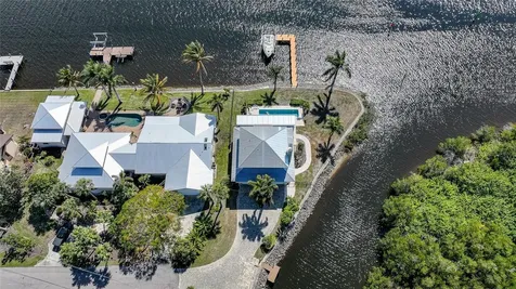 3796 Peace River Drive Punta Gorda FL 33983