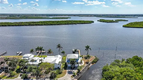 3796 Peace River Drive Punta Gorda FL 33983