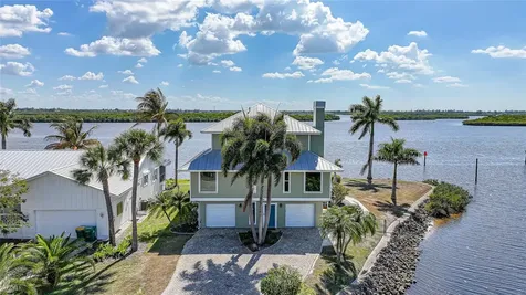 3796 Peace River Drive Punta Gorda FL 33983