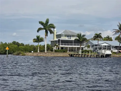 3796 Peace River Drive Punta Gorda FL 33983