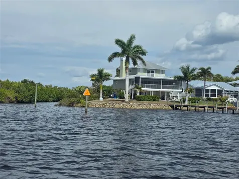 3796 Peace River Drive Punta Gorda FL 33983