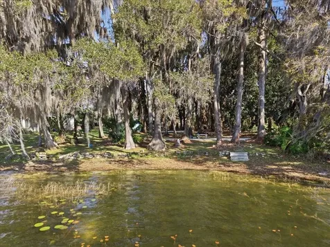 19513 Deer Lake Road Lutz FL 33548