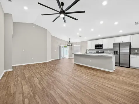 1330 Mezzavalle Way Auburndale FL 33823