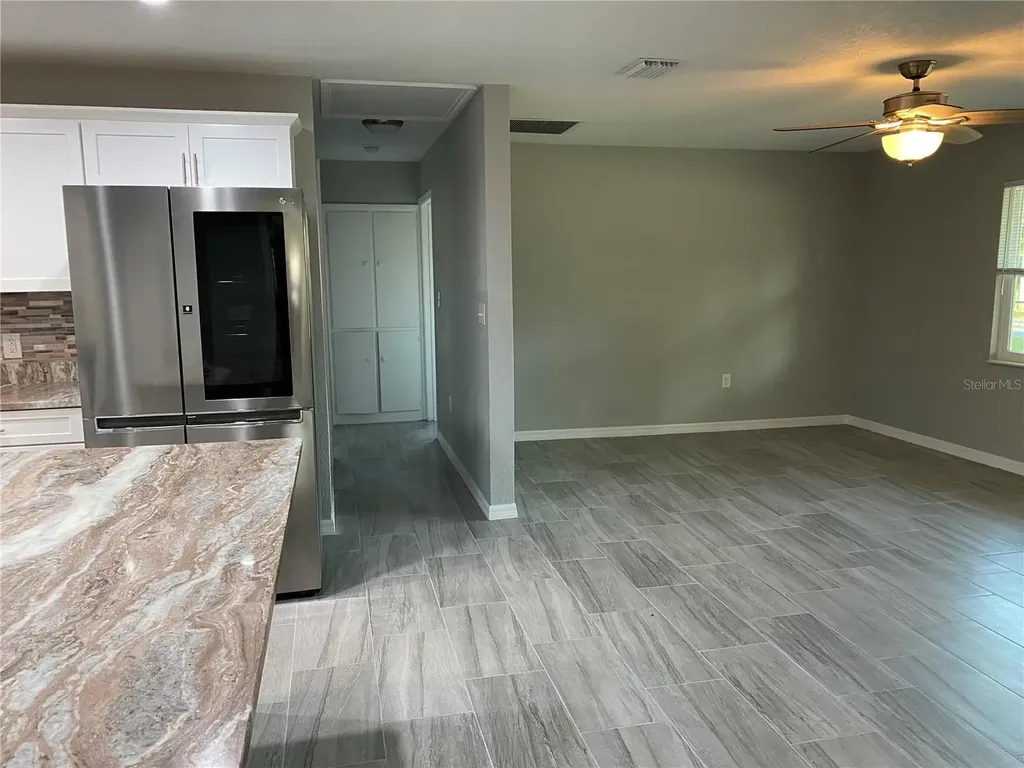 38415 9th Avenue Zephyrhills FL 33542