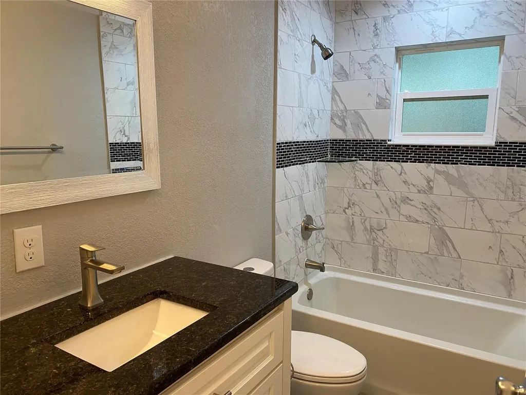 38415 9th Avenue Zephyrhills FL 33542