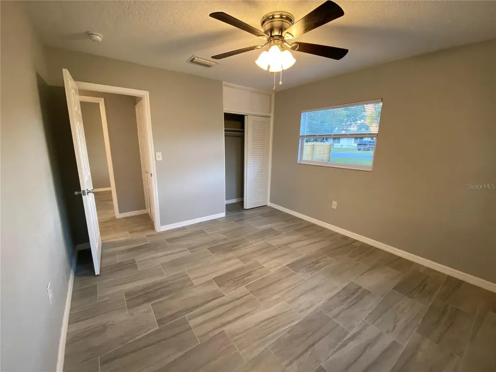 38415 9th Avenue Zephyrhills FL 33542