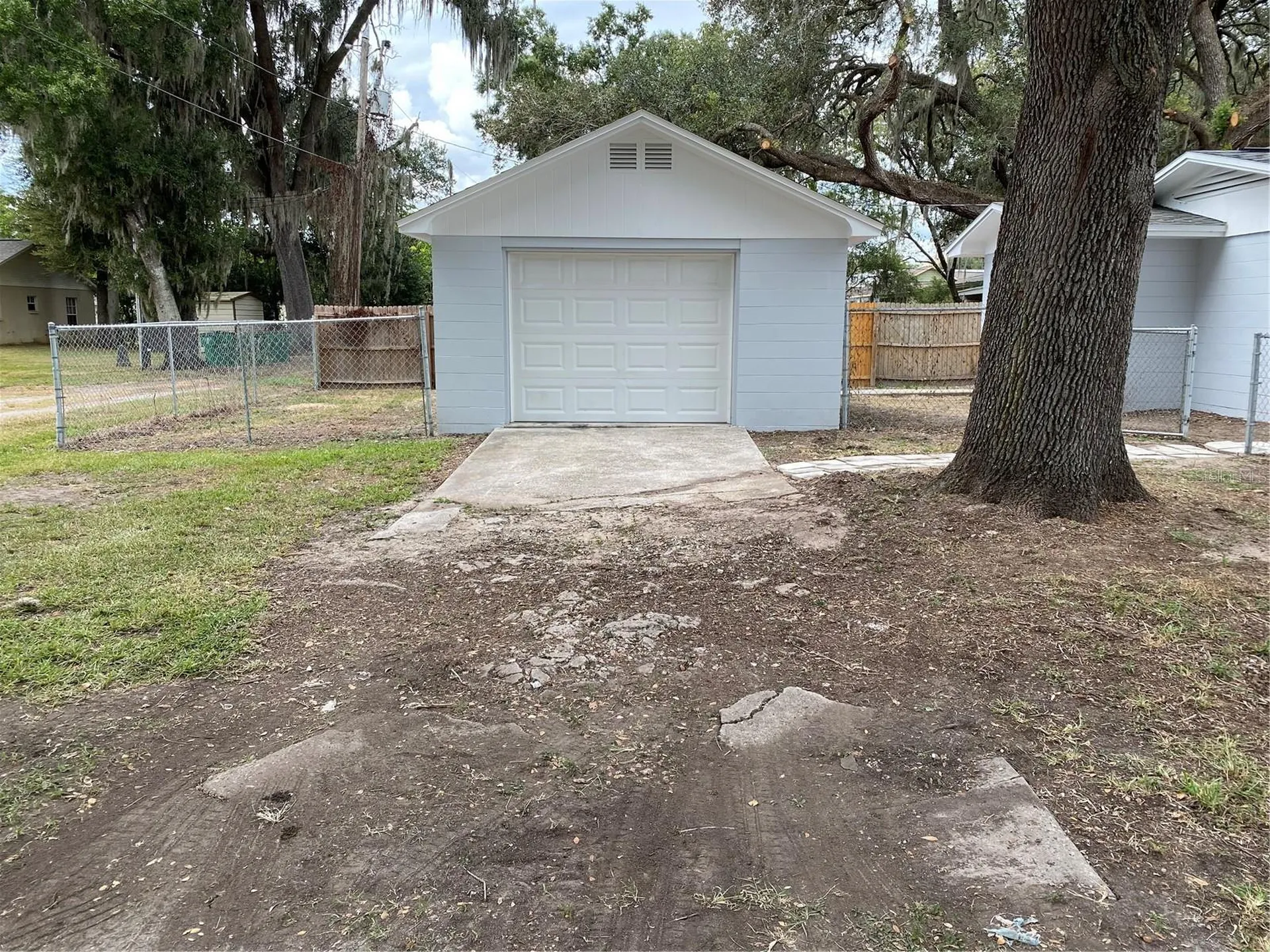 38415 9th Avenue Zephyrhills FL 33542