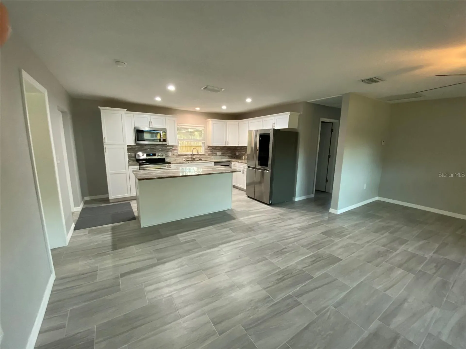 38415 9th Avenue Zephyrhills FL 33542