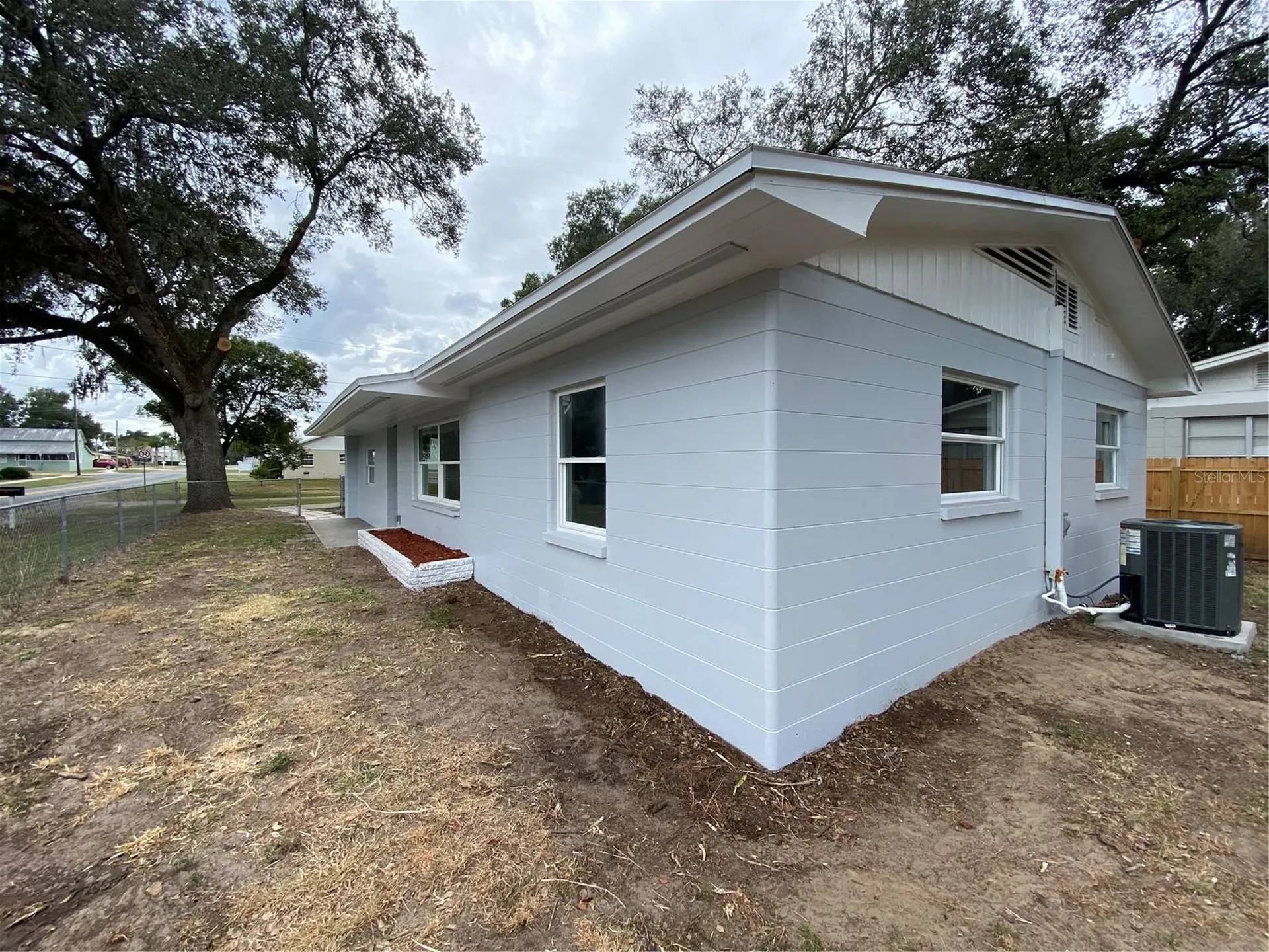 38415 9th Avenue Zephyrhills FL 33542